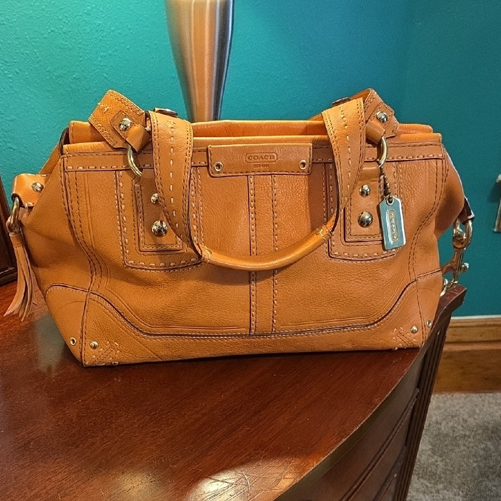 Coach 2006 Vintage Hamptons Limited Edition Tan Leather Satchel